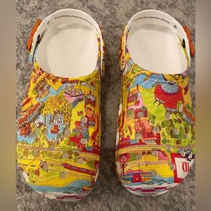 Disney Vault Collection Limited Release, Retired Crocs  Unisex   NWOT